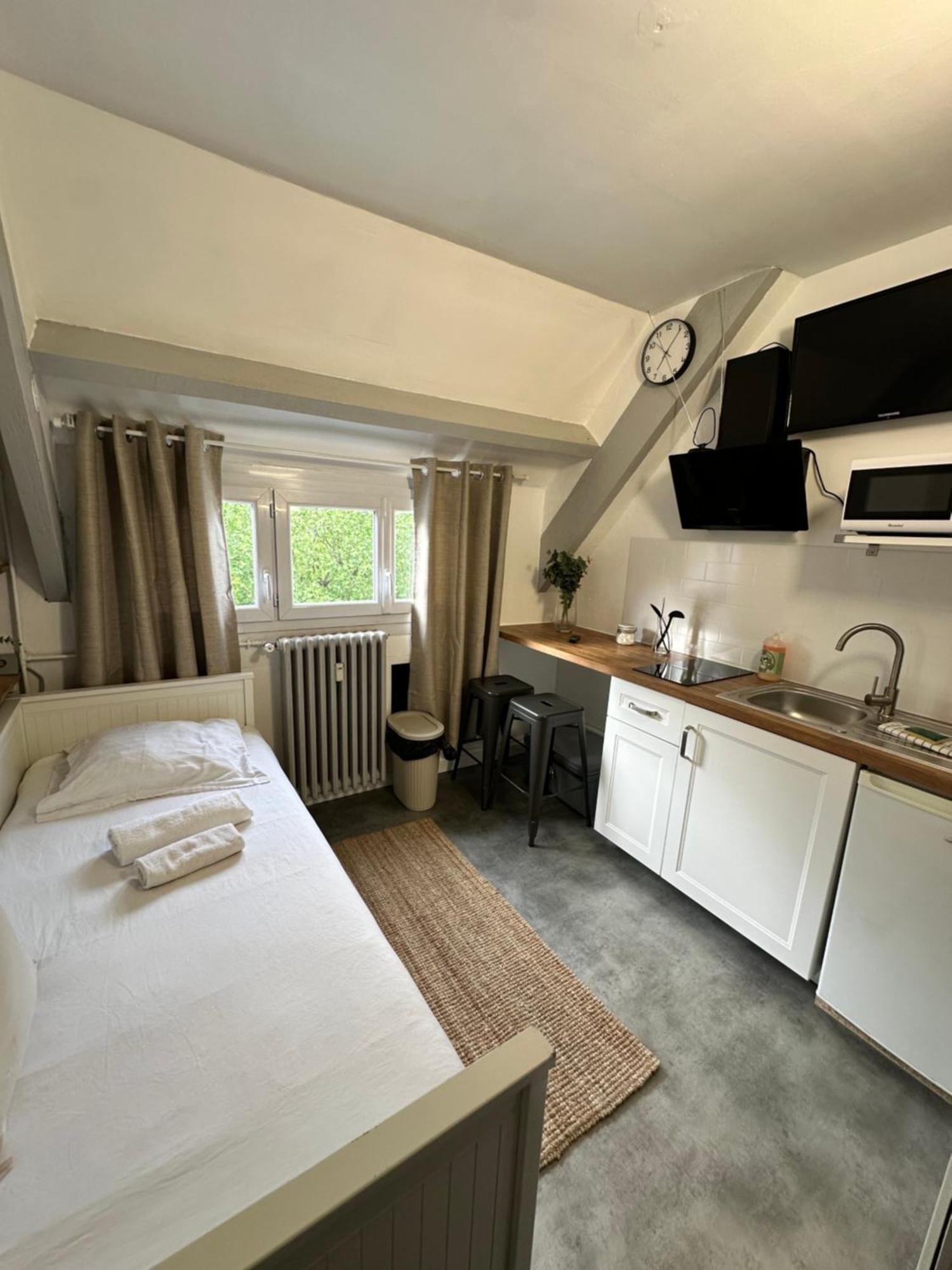 Appartement Proche Commodité Et Gare . Centre *